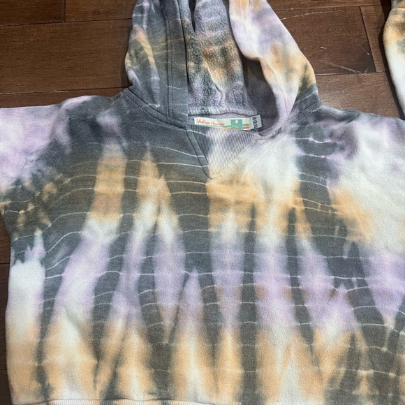 Dennys outfit. - Picture 6 of 6